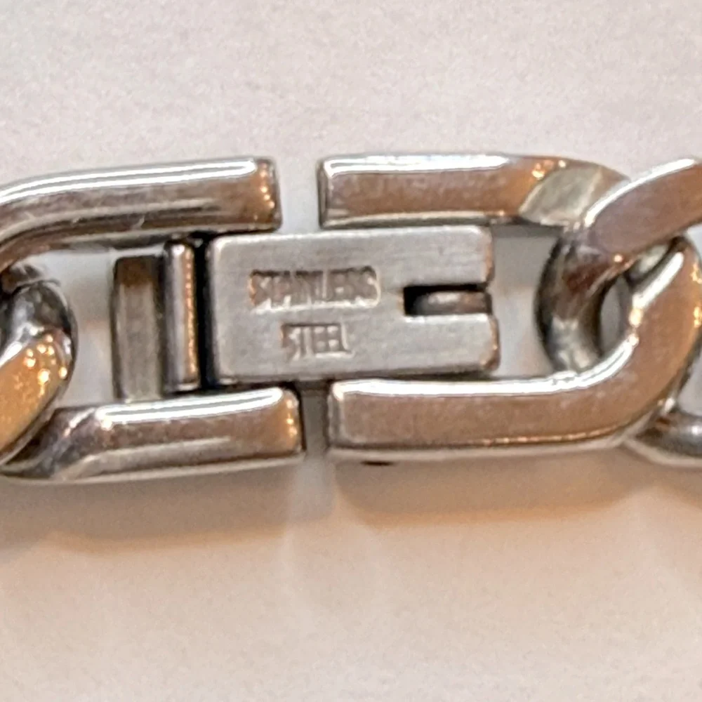 FIUSEM Men’s Stainless Steel Silver tone  Set chain & bracelet New in a box